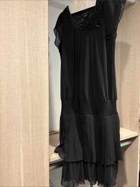Women's Black Pleated Tiered Midi Dress with Floral Neck Detail